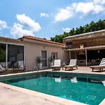 Casa Di Terra منزل ريفي *